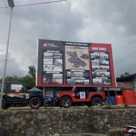 Losmen Fadel Malioboro Jogja Yogyakarta Exterior foto